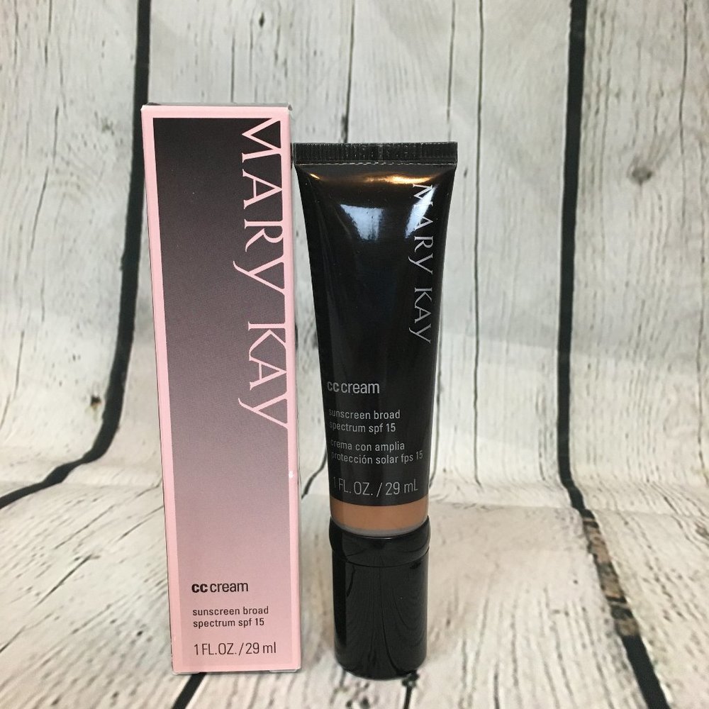 Mary Kay CC Cream Sunscreen Broad Spectrum SPF 15
